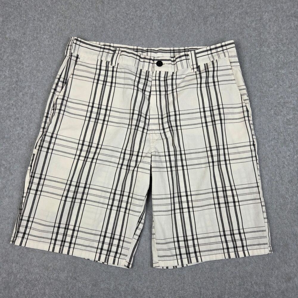 Dickies Mens 38 White and Gray Plaid Relaxed Fit Shorts